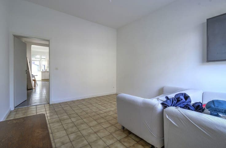 Maison 4ch en très bon état avec cour et garage