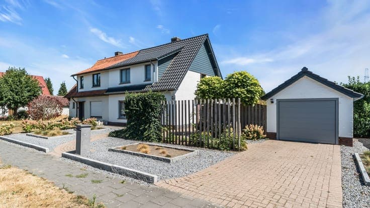 Charmante woning 3 slaapkamers een gezellige tuin te As