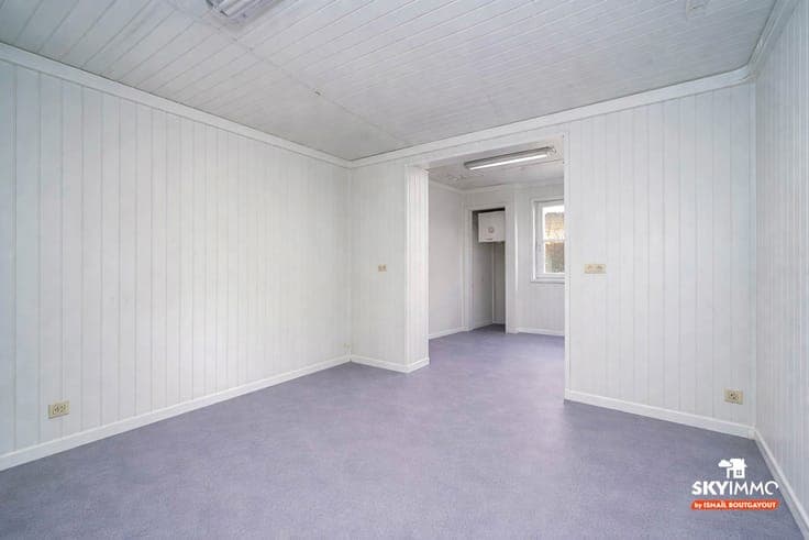 MAISON - A CHÊNEE - PEB C- CE CONFORME - GARAGE