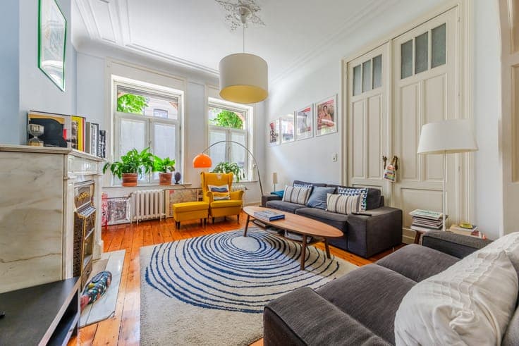Schaerbeek, beautiful townhouse with garden and garage box