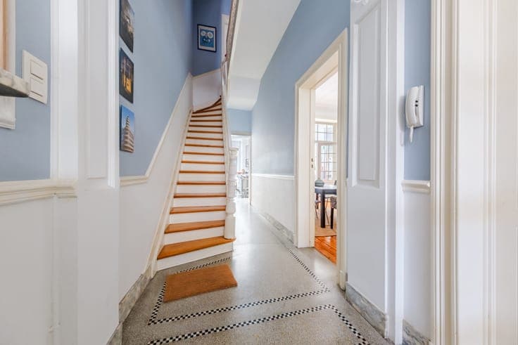 Schaerbeek, beautiful townhouse with garden and garage box