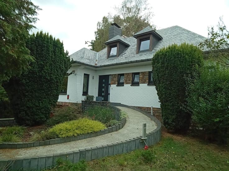 House in Courcelles