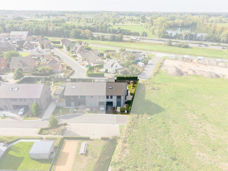Energy-efficient family home in Oostkamp
