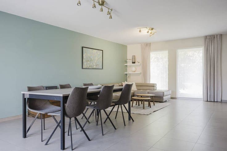 Beautiful energy-efficient family home in a prime location i