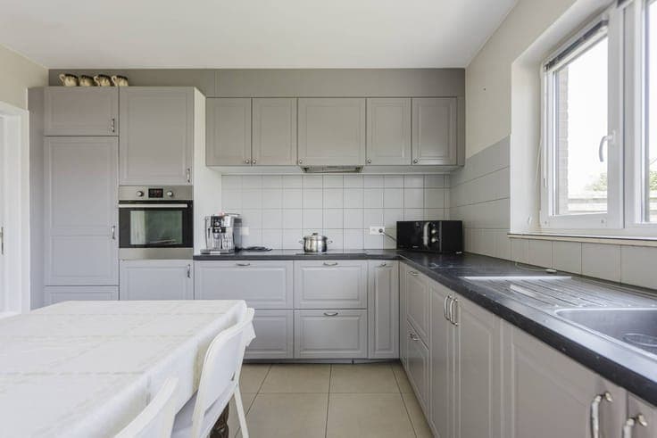 Beautiful energy-efficient family home in a prime location i