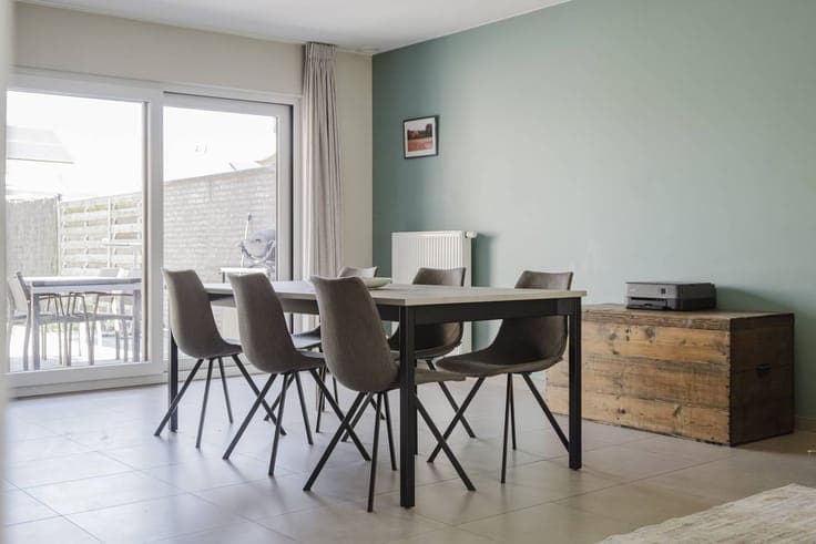 Beautiful energy-efficient family home in a prime location i