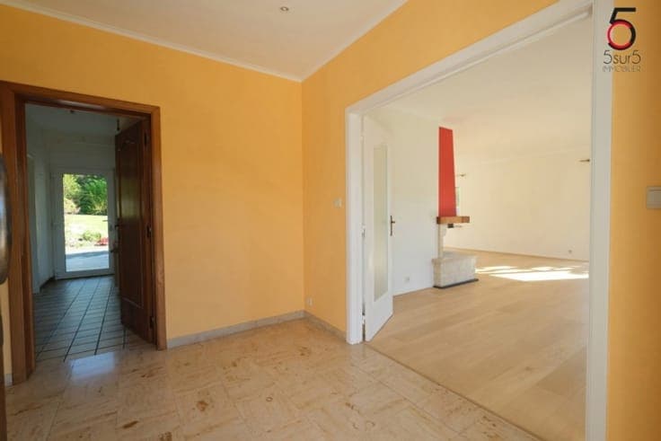 TILFF - Splendid 3 BR. single family villa with garden