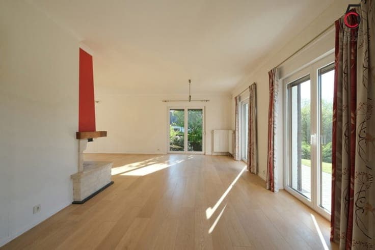 TILFF - Splendid 3 BR. single family villa with garden