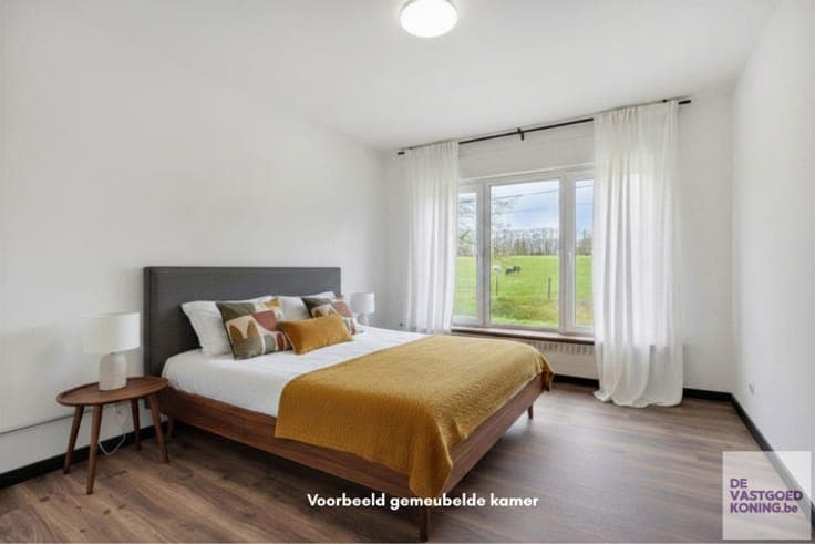 Partially renovated 5 bedroom house in Aarschot