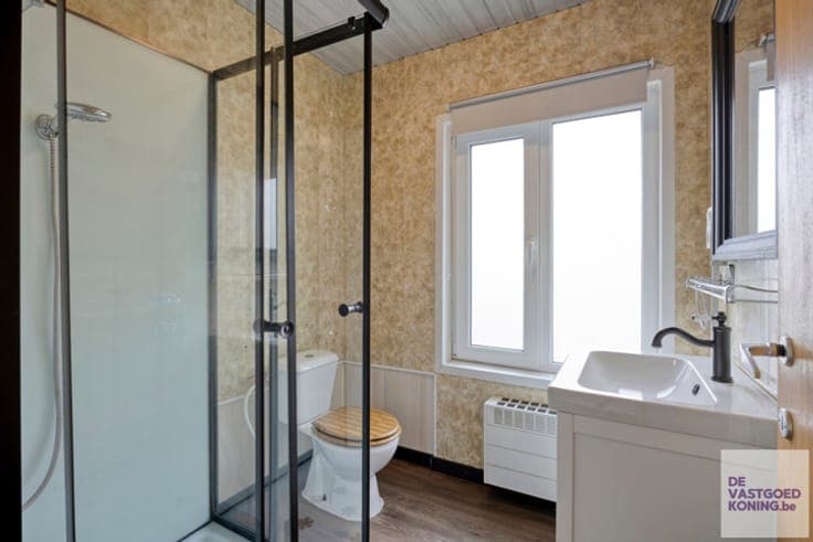Partially renovated 5 bedroom house in Aarschot