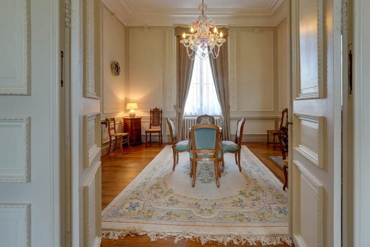 Elegant Manor House in the Heart of the Hauts-Pays