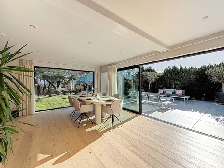 GRIMBERGEN - Exceptional villa of +/- 330 m²