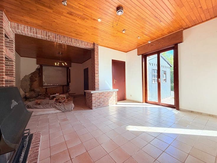 Alleenstaande woning op een perceel van 2.254 m²