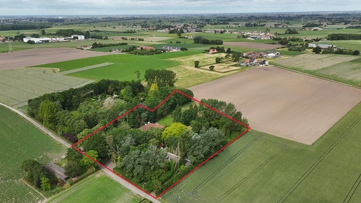 Karaktervol landhuis op een uitzonderlijk perceel van rui...