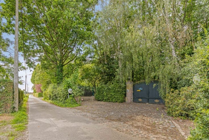 Karaktervol landhuis op een uitzonderlijk perceel van rui...