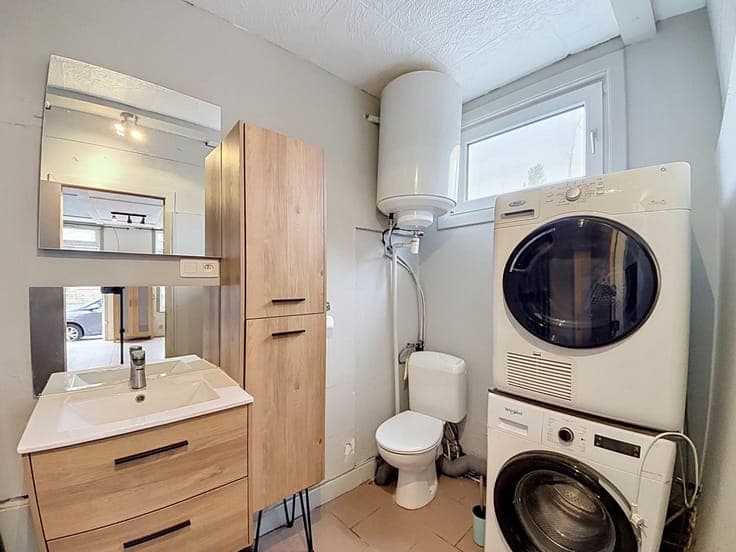 Petite maison idéale pour un premier logement ou un investis