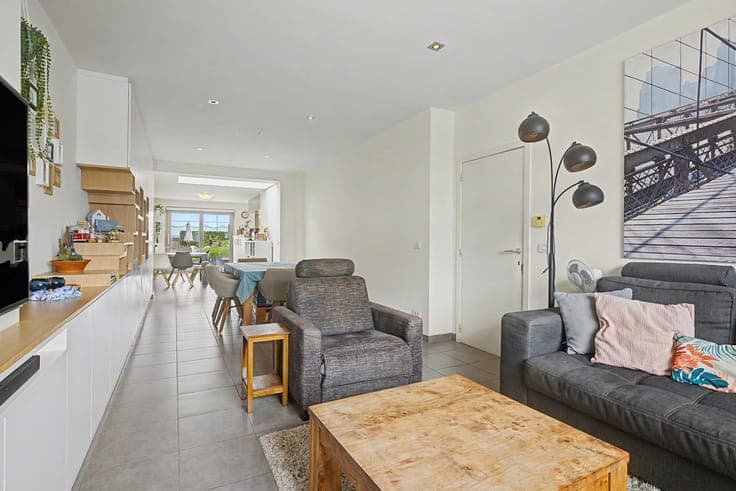 Move-in ready house with a favourable EPC rating, 5 bedrooms