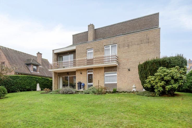 Spacious Family Home with Multi-Generation Potential