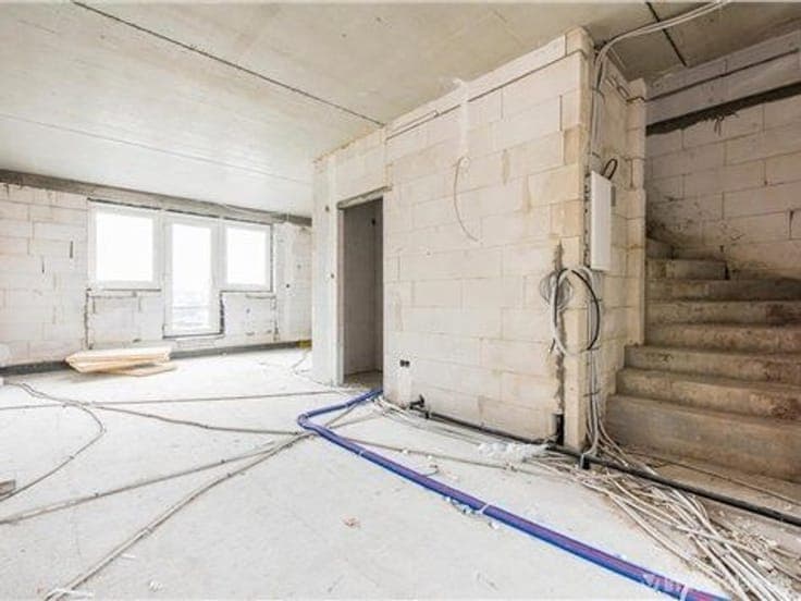 Unique investment opportunity or ideal kangaroo home in a pr