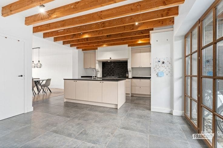 Move-in ready home with 3 bedrooms in Hooglede