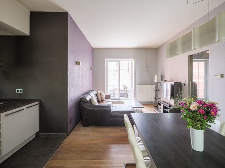 Ruime triplex met drie slaapkamers en polyvalente ruimte ...