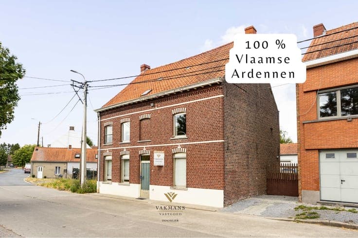 Te renoveren woning op den buiten met veel ruimte en tuin