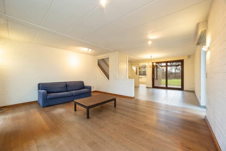 Rustig gelegen open bebouwing met ruime tuin