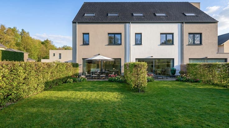 TVA 6% possible - 3 maisons neuves - 3 à 5 chambres