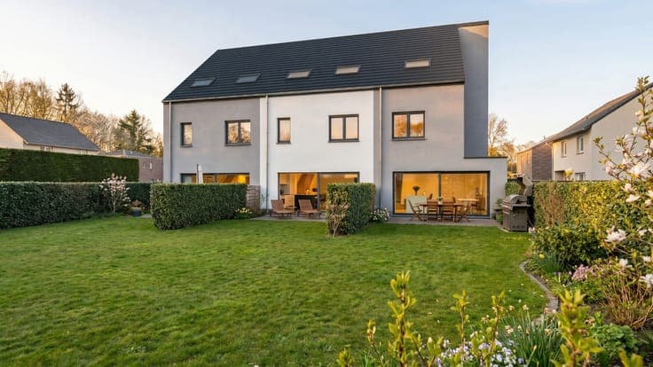 TVA 6% possible - 3 maisons neuves - 3 à 5 chambres
