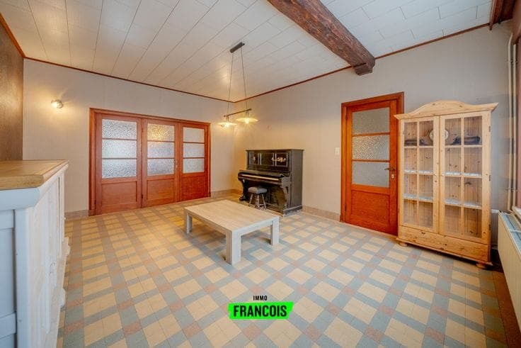 *STARTING PRICE* Ready-to-move-in house with 6 bedrooms and…