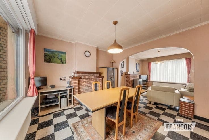 Family home with 3 bedrooms and garden near the station for…