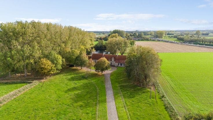 Exceptional country house in Damme