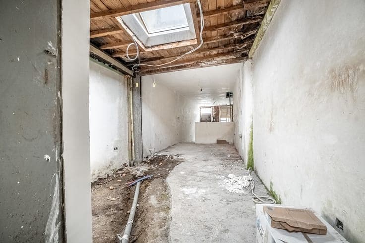 Property to renovate with great potential