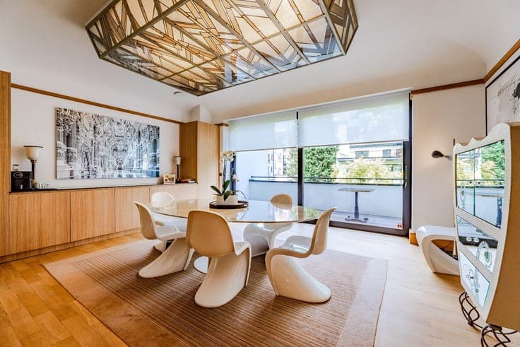 Molière: Magnificently renovated Mansion (610m²)
