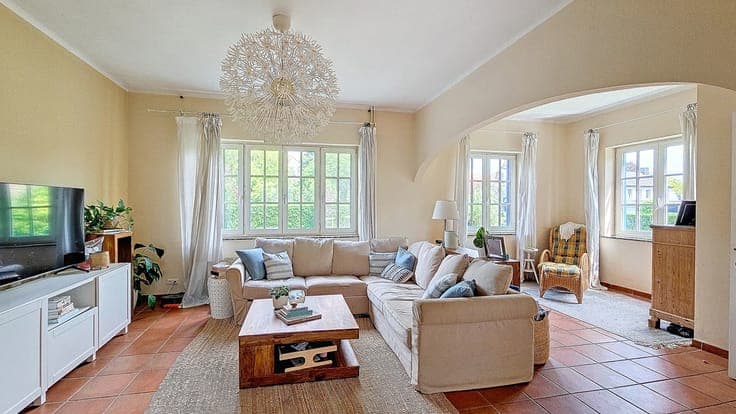 Bright family home - 5 bedrooms - 200 m²