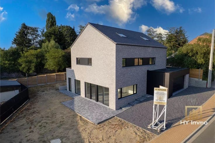 Sale - Villa Les Bons Villers - 699,000 €