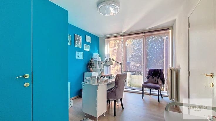 Fully leased investment property - Quartier Dewand