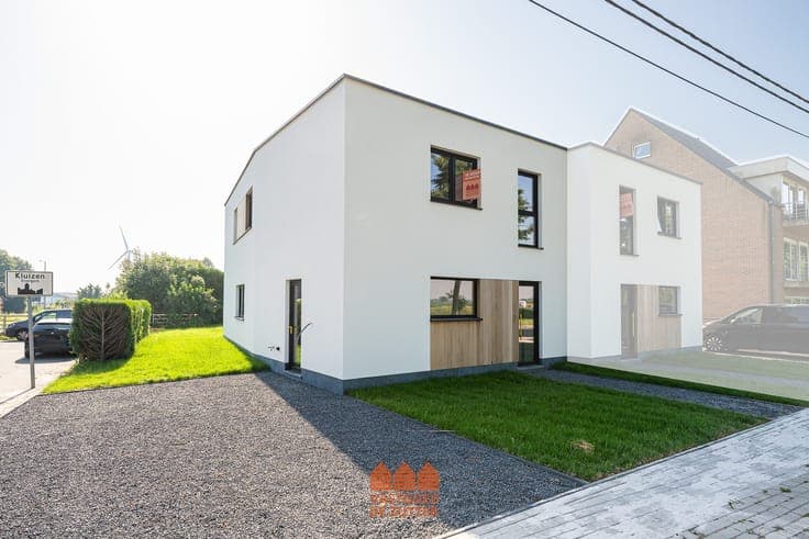 6% BTW mogelijk! Energiezuinige nieuwbouwwoning met 3 sla...