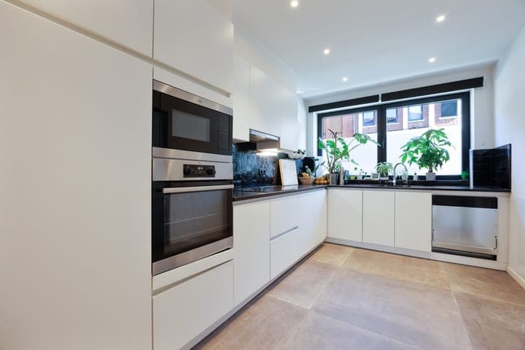 Volledig gerenoveerde woning in het hart van Sint-Kruis! ...