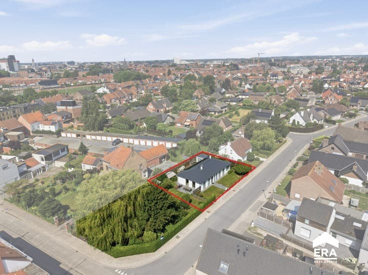 High-quality bungalow with two sun terraces in Roeselare