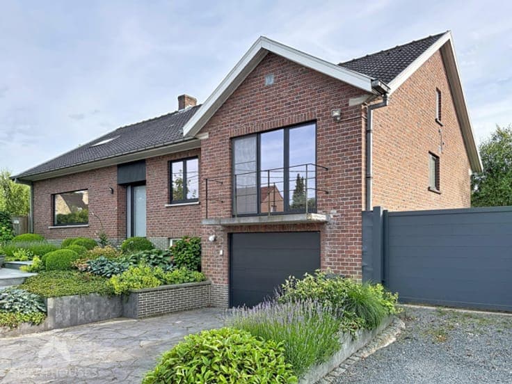 House in Galmaarden Tollembeek