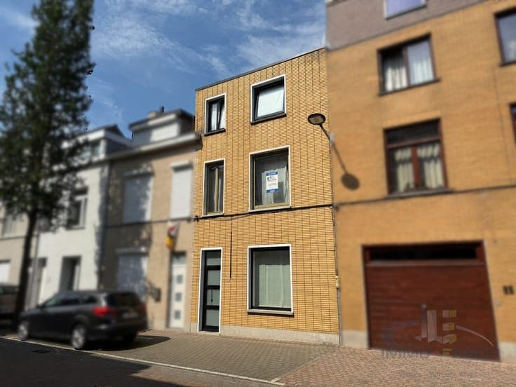 Ruime woning met 4 slaapkamers en grote stadstuin
