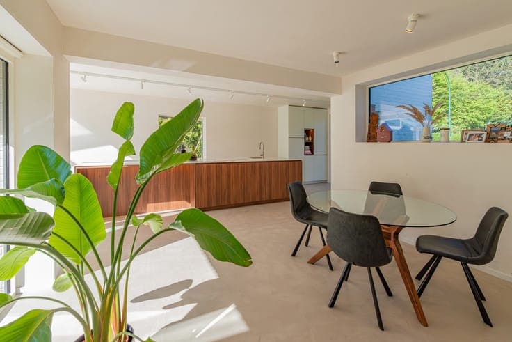 Stylish partly renovated home with large sunny garden