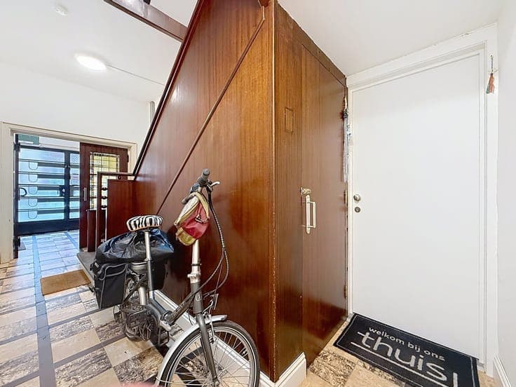 Appartment building
