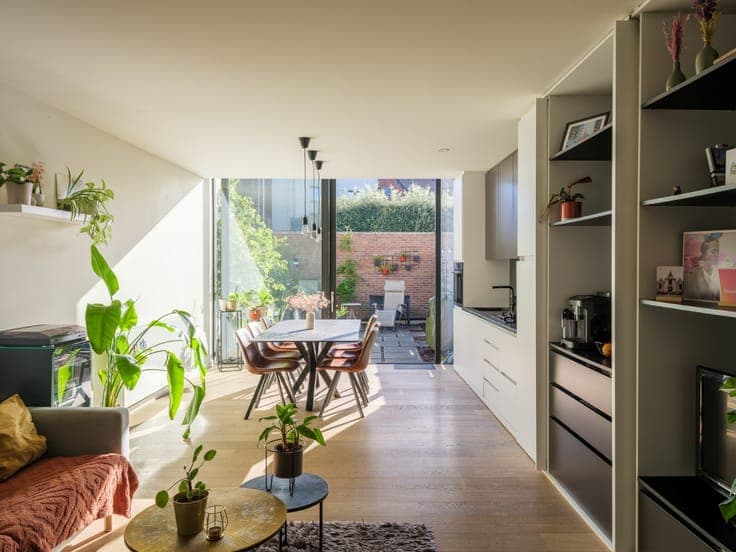 Discrete luxury renovation in Ghent