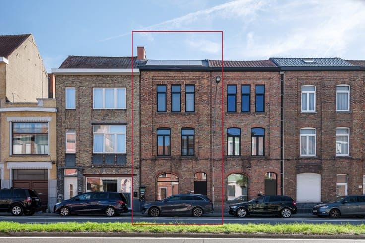Discrete luxury renovation in Ghent