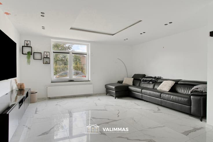 Een totaal gerenoveerde landelijke woning op 2 are 50 ca...