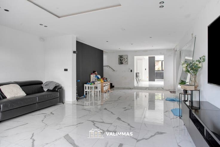 Een totaal gerenoveerde landelijke woning op 2 are 50 ca...