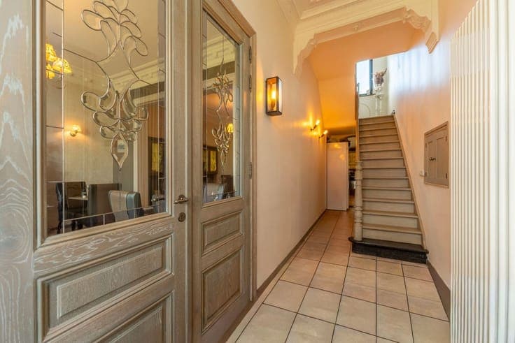 Propriété RARE - restaurant au rez et appartement à l'étage