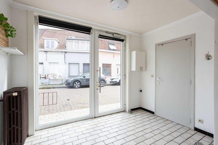 Move-in ready family home in a prime location in Harelbeke!